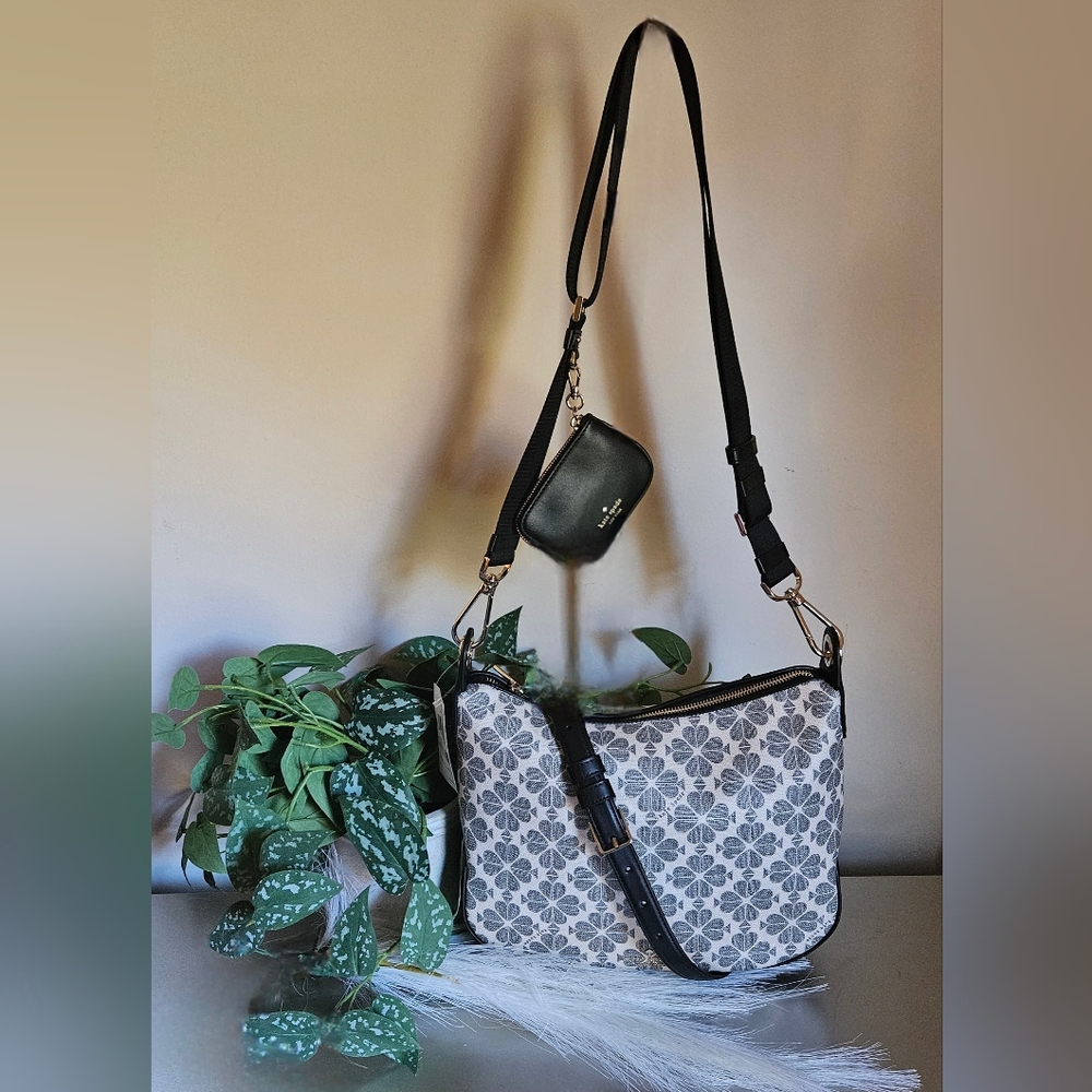 Kate Spade nwt Signature Spade Flower crossbody bag black white PVC Large